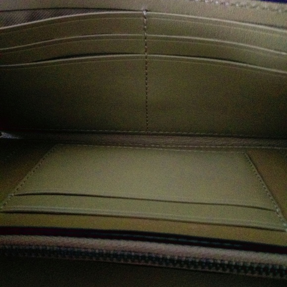 ๐ซ๐SOLD ๐ซ๐โ๏ธ - Picture 5 of 5